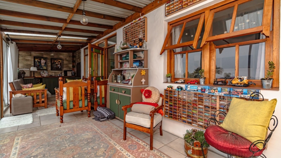 2 Bedroom Property for Sale in King George Park Western Cape